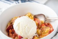 Strawberry Crumble Recipe with Oat Streusel