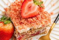 No-Bake Strawberry Cream Cheese Icebox Cake Recipe