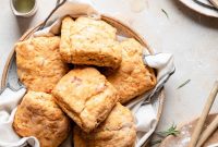Flaky Tomato and Basil Biscuits Recipe