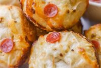 Cheesy Pizza Muffins: Mini Stuffed Pizza Bites