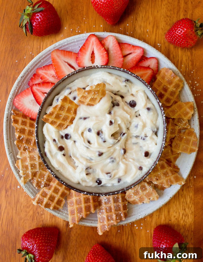 Cannoli Filling Dip With Waffle Cones And Strawberries Cannoli Filling Dip With Waffle Cones And Strawberries