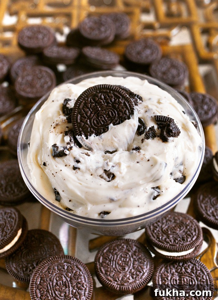 Creamy Cannoli Dip Recipe with Ricotta and Chocolate Chips 2 Whipped Oreo Fluff