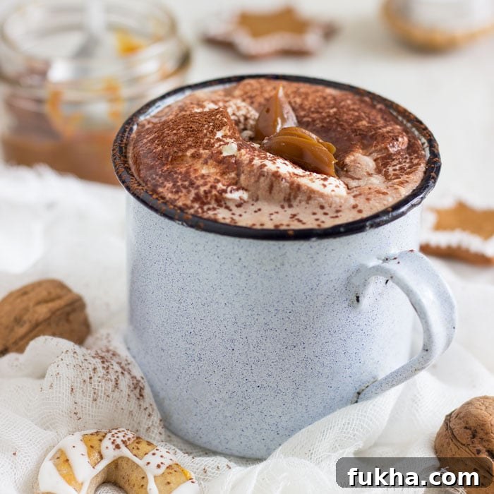 Creamy Dulce de Leche Hot Chocolate Recipe | happyfoodstube.com