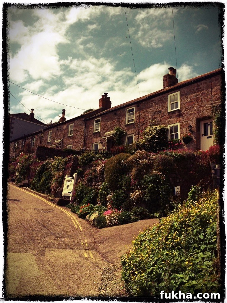 Mouseholes fishing village, cornish fisherman's cottages, places to visit in Cornwall, things to do in Cornwall, Daisies & Pie, daisies and pie