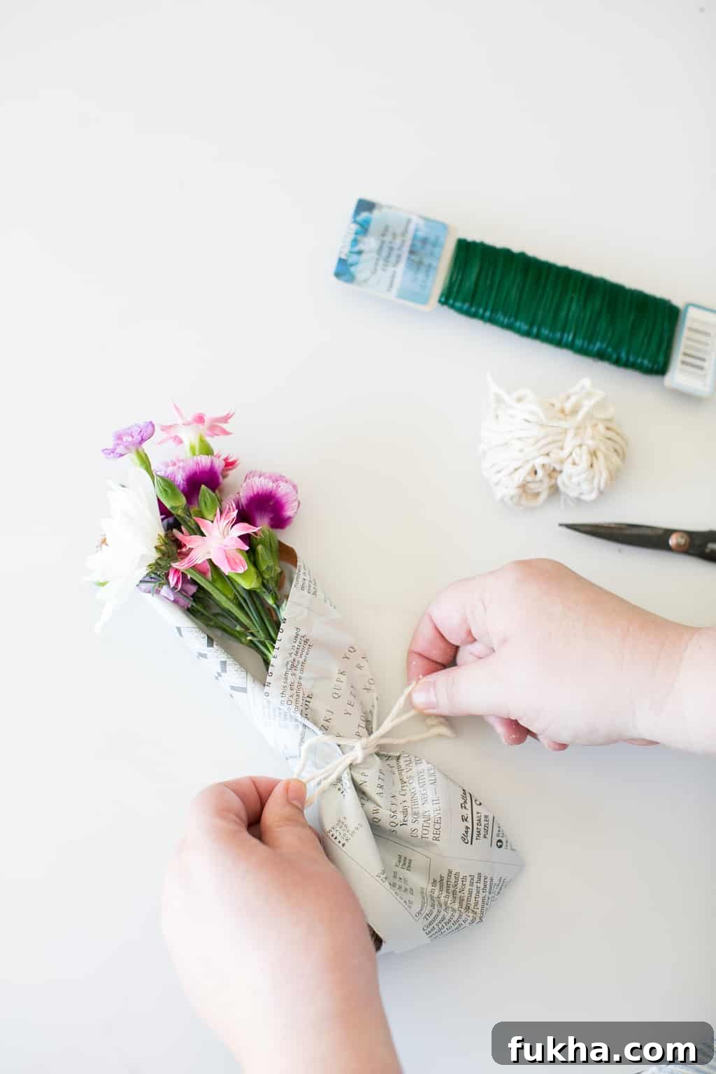 How to Make Mini-Bouquets with Grocery Store Flowers