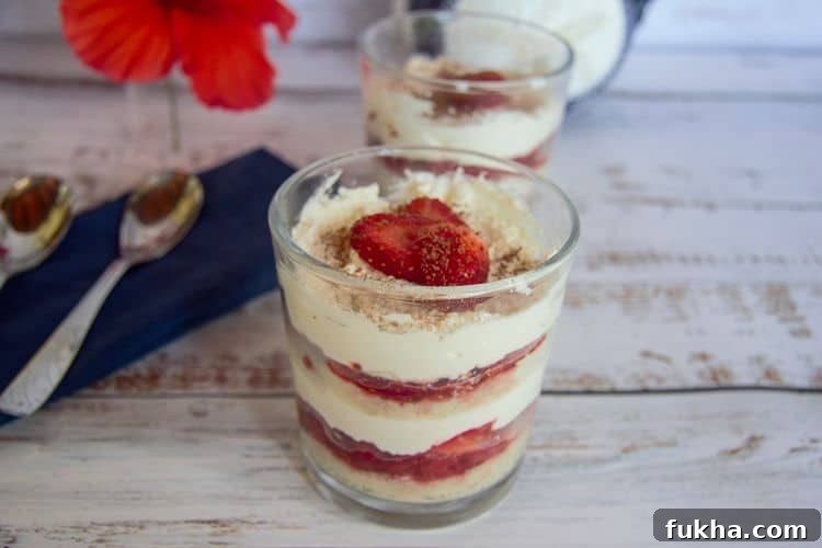 keto strawberry trifle