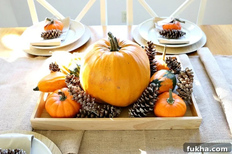 15 Easy DIY Thanksgiving Decorations! Decorate your home with these DIY Thanksgiving Decorations that are quick, easy and perfect to transform your home for the Thanksgiving holiday! thanksgiving table decor
