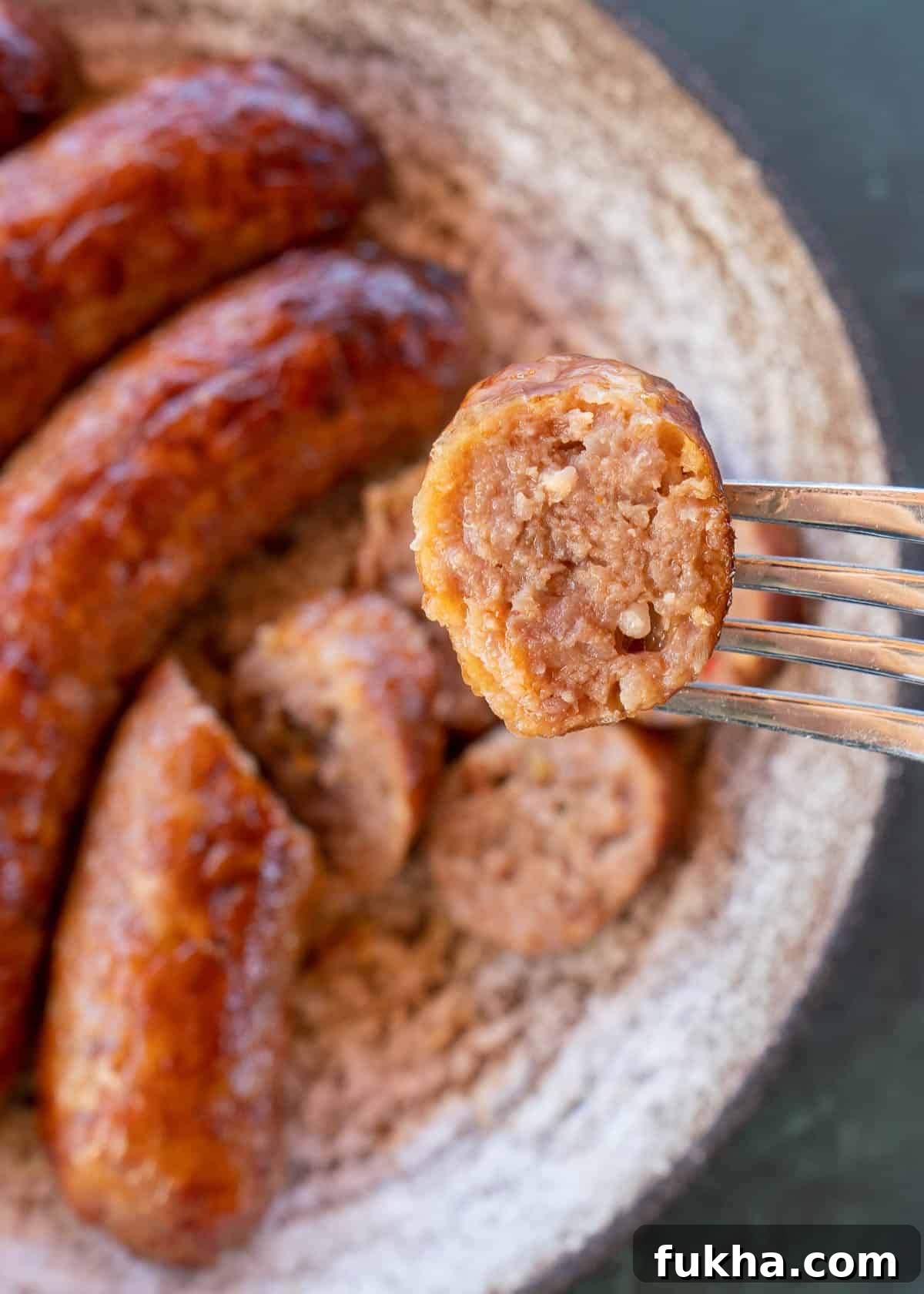 Crispy, Juicy Italian Sausage in the Air Fryer 2 Air Fryer Italian Sausage cooked and plated