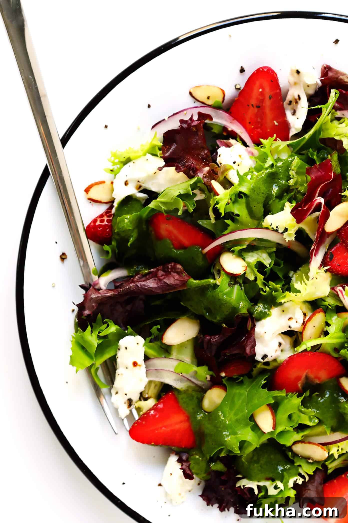 Strawberry Burrata Salad with Fresh Basil Vinaigrette