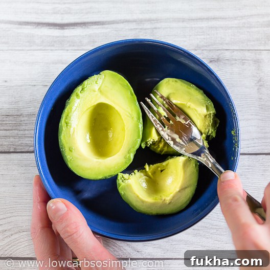 1-Ingredient Zero-Carb Chips with Spicy Cajun Avocado Mayo 8 Spicy Cajun Avocado Mayo; Mashing the Avocado Flesh | Low-Carb, So Simple