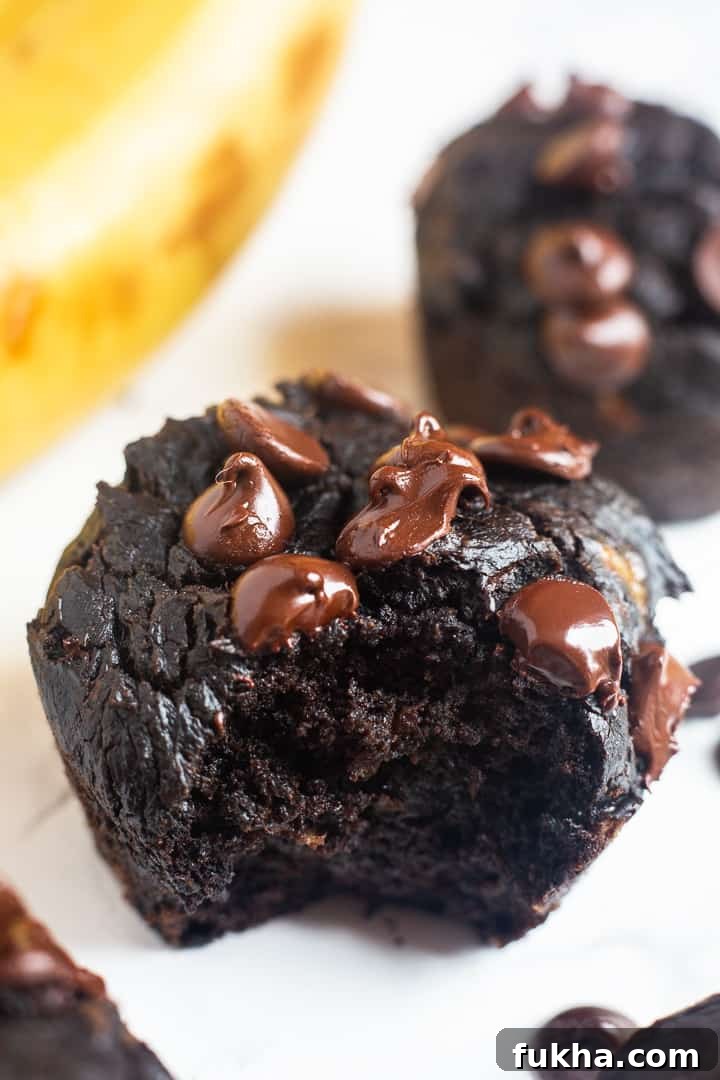 Flourless peanut butter banana chocolate muffins 